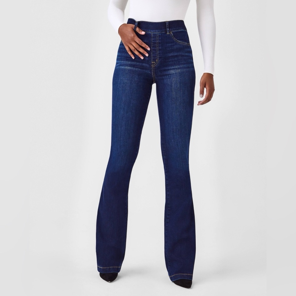 SPANX Midnight Blue Pull on Stretch Flare Jeans size MP 20327Q